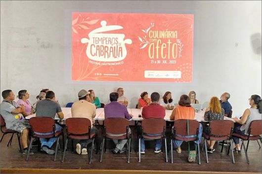 Festival Gastronômico “Temperos de Cabrália” é apresentado durante reunião