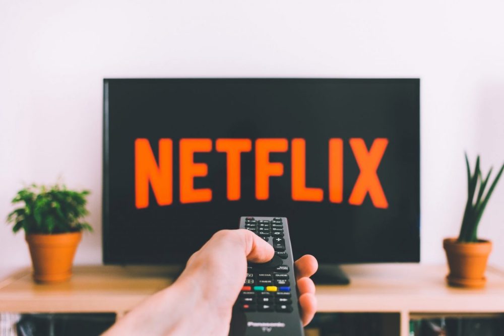 Saiba como funciona a cobrança pelo compartilhamento de senhas na Netflix