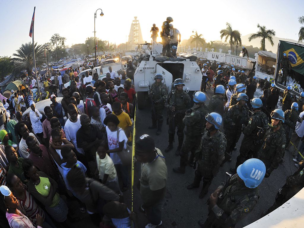 Brasil estuda formas de auxiliar o Haiti no combate à violência