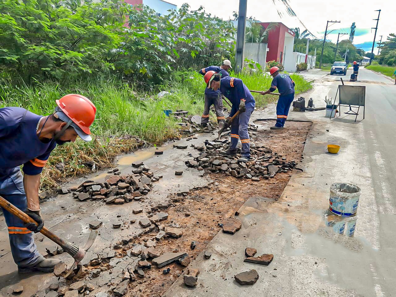 Rua do Telégrafo em Porto Seguro é beneficiada com obras de manutenção