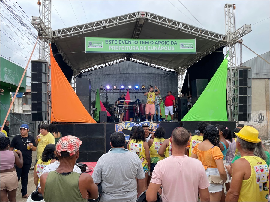 Com total apoio da Prefeitura de Eunápolis, Esquenta de Carnaval é sucesso absoluto