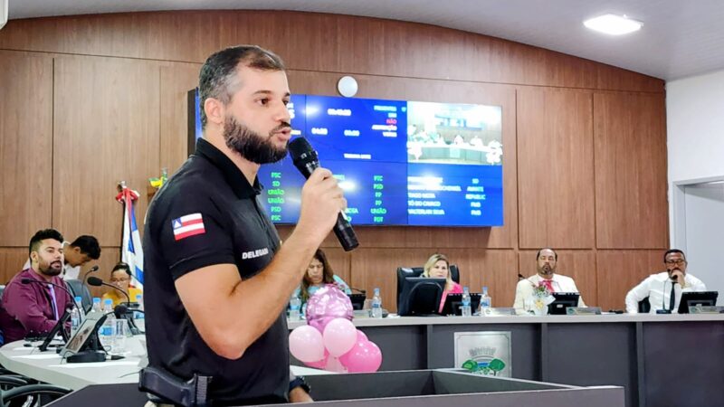 Dia Internacional da Mulher é celebrado com palestra na Câmara de Eunápolis