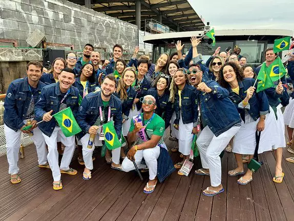 Uniforme brasileiro entre os mais bonitos na Olimpíada