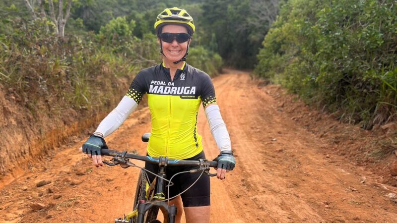 Empresária de Porto Seguro Renata Tardin desafia a Estrada Real de Mountain Bike: em jornada de superação e conexão com a vida